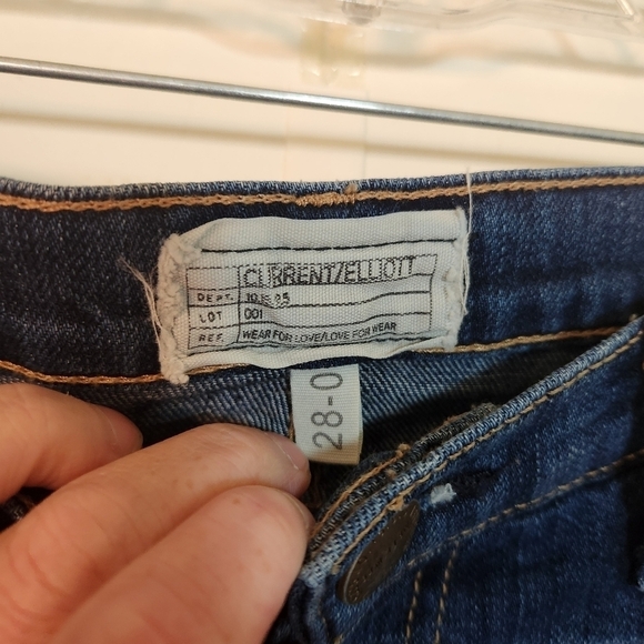 Current/Elliot The Straight Cropped Medium Wash Jeans Size 28 Light distressing - Picture 8 of 15